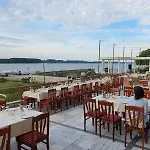 Hotel радецки град козлодуй *