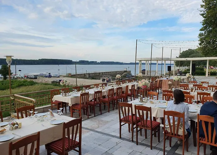 ホテル радецки град козлодуй *