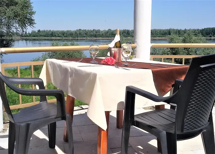 ホテル радецки град козлодуй *